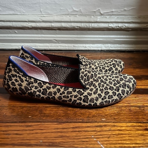 Rothy's Women's The Loafer Flats Slip-on Shoe Little Cat Leopard, size 7 - Picture 5 of 8